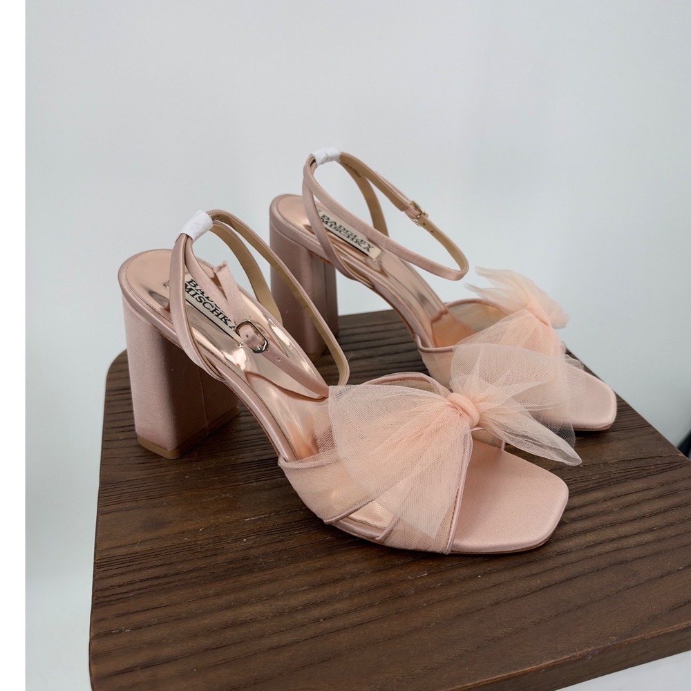 Badgley Mischka Tess Tulle Bow Block Heel Sandal Soft Blush Size 8.5 NIB Bridal